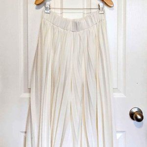 ABS Allen Schwartz - Pleated Wide Leg Crop